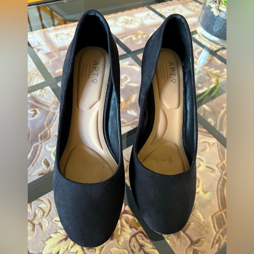 Apt. 9 Black Suede Block Heels 7.5
